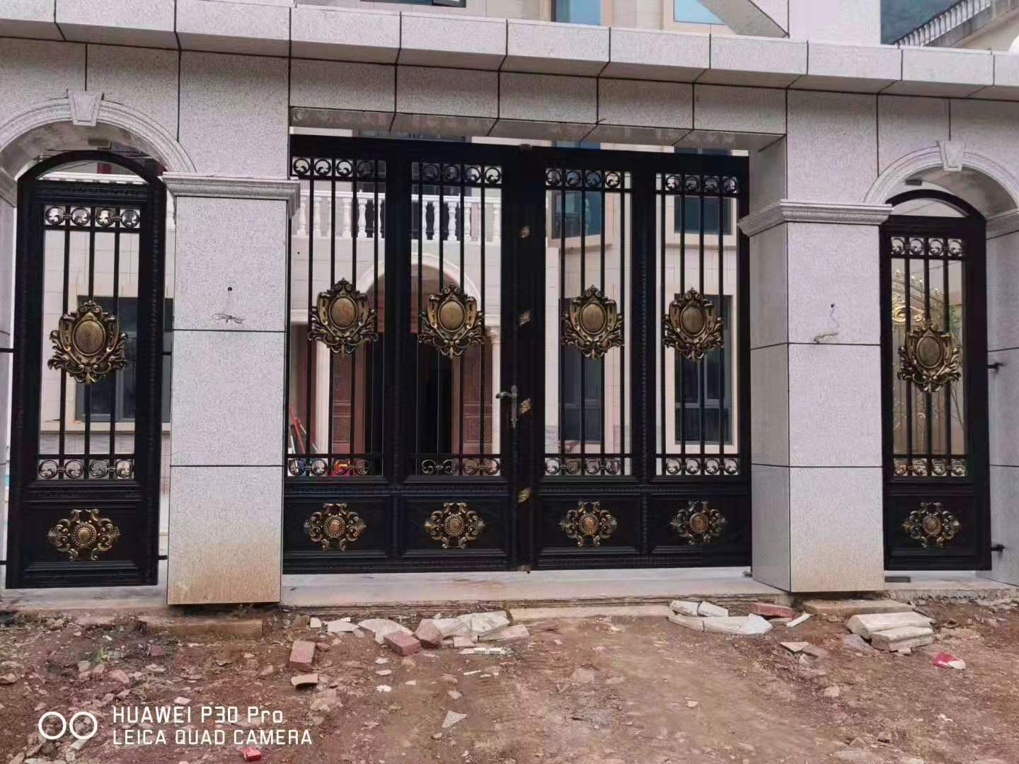 鋁藝大門定制